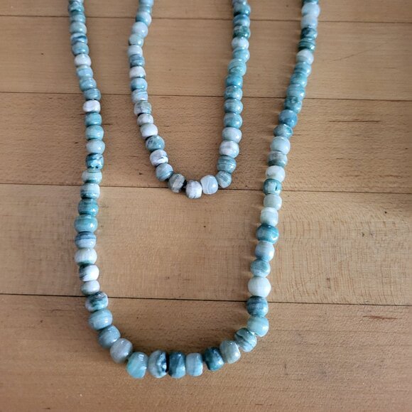 Chalcedony Classic Gemstone Necklace, Rich Varied Shades of Green - Picture 3 of 4